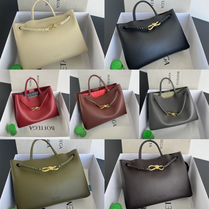 bottega veneta intreccio leather pouch #795712